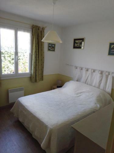 Location De Vacances Proche Uz�s Tr�s Tranquille Piscine Privative