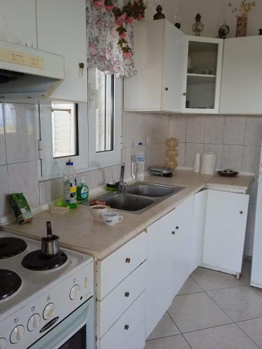 Ammolofoi Country Villa. 80 Steps From The Beach
