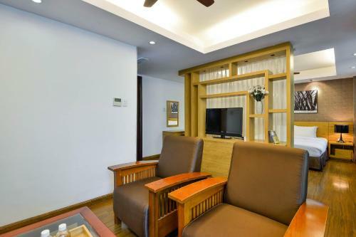 Aries Hotel