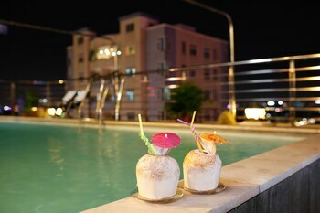 New Pacific Hotel
