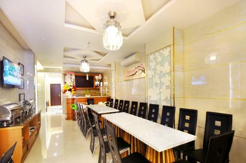 Hoan Thai Hotel