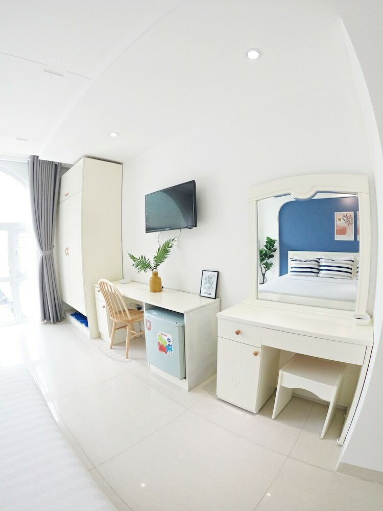 Dinh Phat Hotel