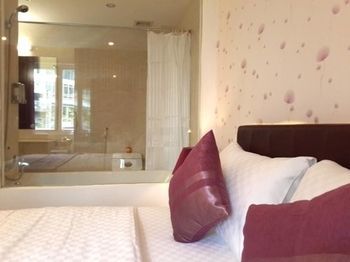 Luxury Hotel