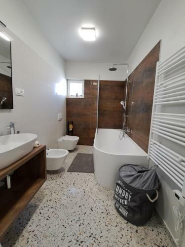New Luxury Apartment 4* In Sutivan - Island Bra?