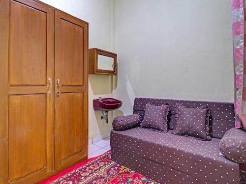 Hotel Oyo 91480 Putridapisa Syariah