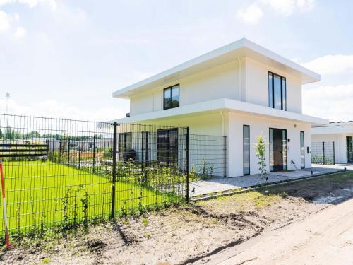 Spacious Holiday Home In Zeewolde With Garden