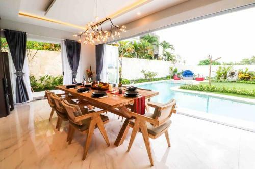 Luxury 5br Villa With Ocean, Mountain Ricefield Views
