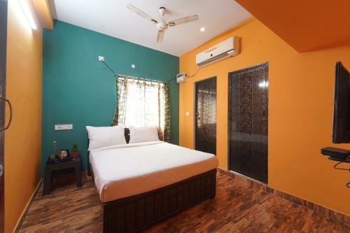 Hotel Maahi Stays