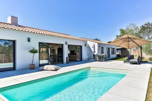 Tr�s Jolie Maison Familiale Avec Piscine