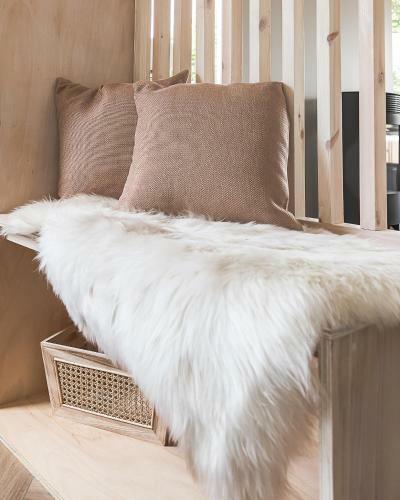 Villa Off The Track Getaway, Luxury Lodge