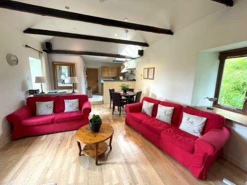 Pass The Keys Beautiful 2br Converted Mill - Idyllic Location