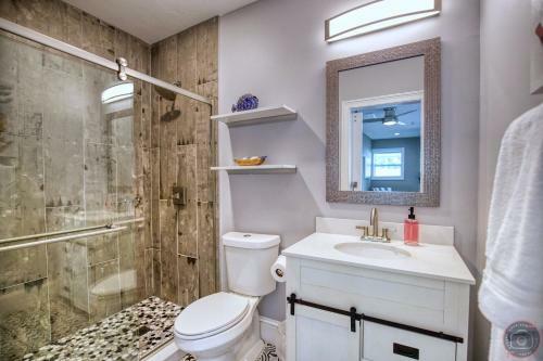 Peaceful, Gorgeous, Near Siesta Key, 3 Bed, 2 Bath