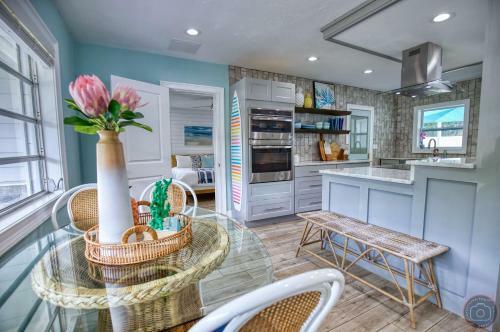 Peaceful, Gorgeous, Near Siesta Key, 3 Bed, 2 Bath