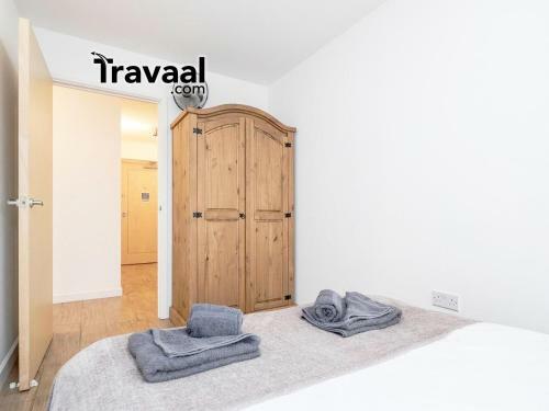 Travaal.�om - 2 Bed Serviced Apartment Farnborough