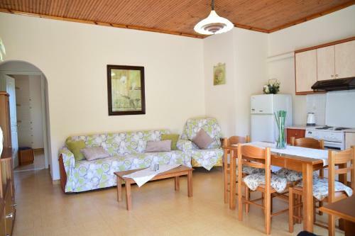 Mema's Cozy Apartments