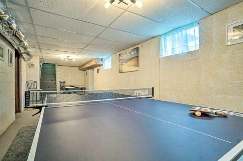 Serene Misty Vale Home With Game Room, Grill!