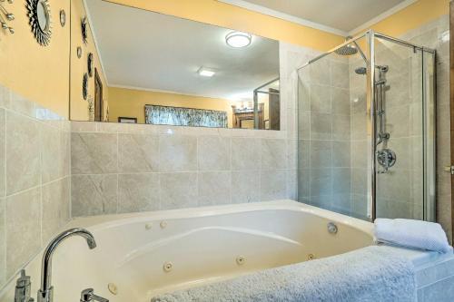 Serene Misty Vale Home With Game Room, Grill!