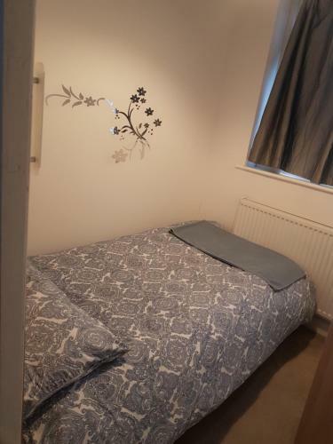 Apartamento Cosy Relaxing 4 Bed Home With 2 Parking Space