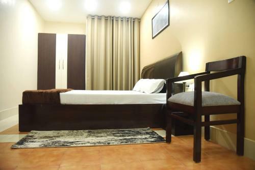 Bed & Breakfast The Budget Inn Guest House