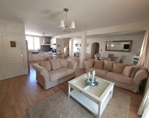 Villa Maison Individuelle Avec Sa Piscine Priv�e