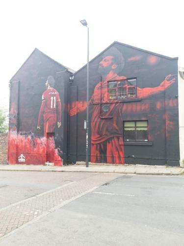 L.f.c Townhouse In Anfield