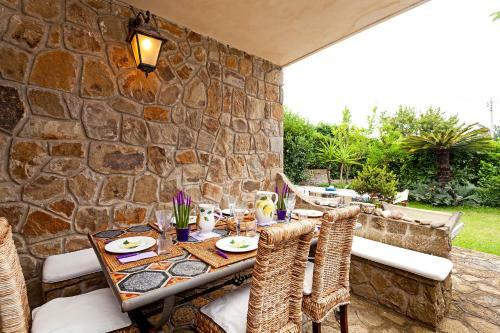 Amore Rentals - Villa The Stone On The Sea