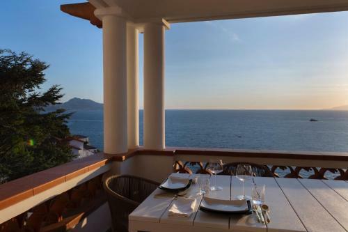 Hostal Di Capua House