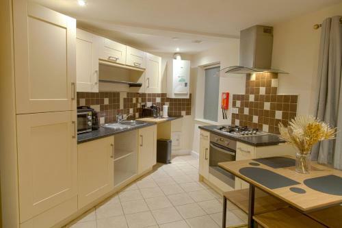 Apartamento ?stylish 2 Bed Flat ?wifi ?parking ?bradford