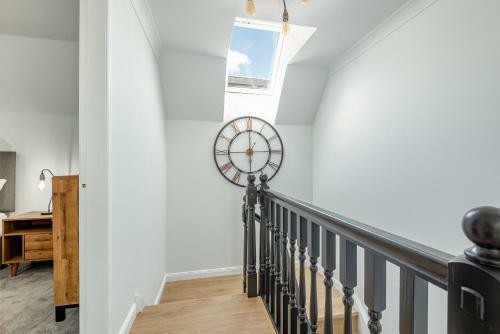 Abbey Villa - Stylish House - Central With Parking
