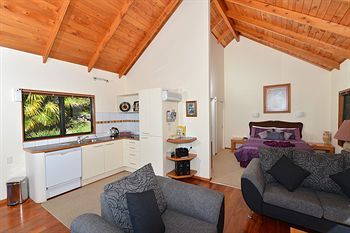 Abri Apartments