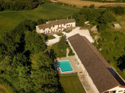 Attractive Apartment In Sassoferrato With Garden