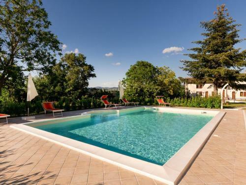 Attractive Apartment In Sassoferrato With Garden