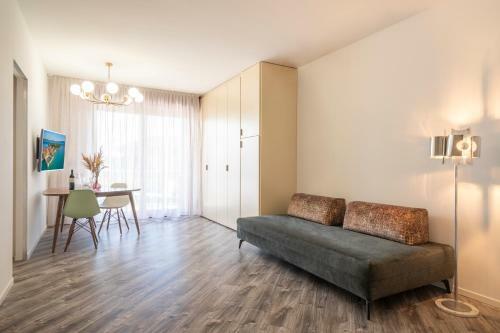 Apartamento V I S T A - Lake & Pool
