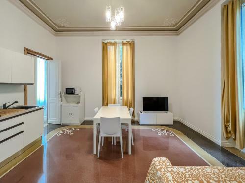 Apartamento Appartamenti In Villa Del '900 (b)