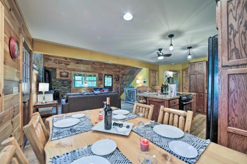 Franklin Cabin Surrounded By Smoky Mountains!