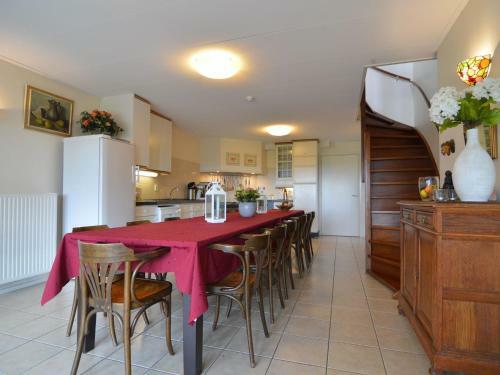 Luxury Holiday Home With Jacuzzi In Noordbeemster