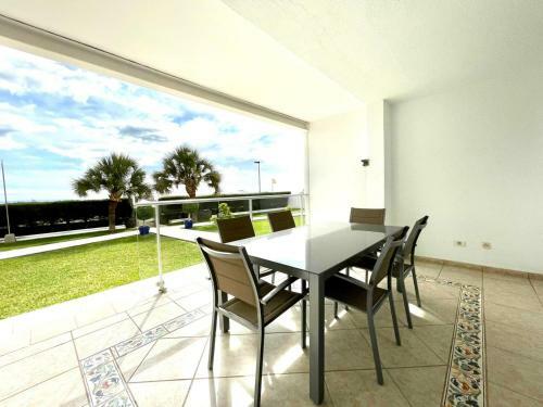 Apartamento 2b Con Acceso Directo En Playa Las Burras