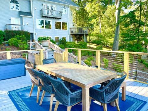 New! Reel Paradise On Lake Norman