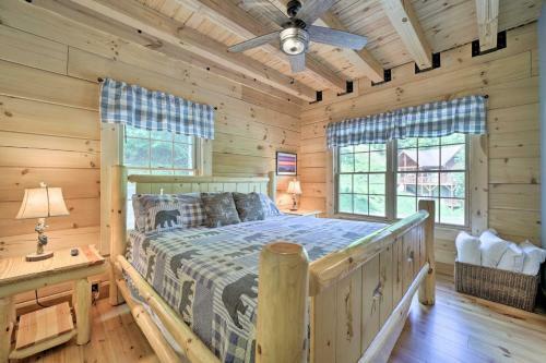 Luxe Log Cabin With Modern Finishes And Mtn Views