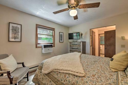 Mountainside Waynesville Hideaway With Fire Pit