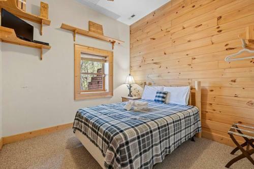 Mountain Retreat With Hottub And Views