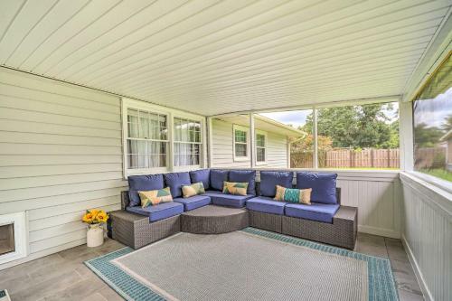 Modern Wilmington Getaway About 6 Mi To Beaches!
