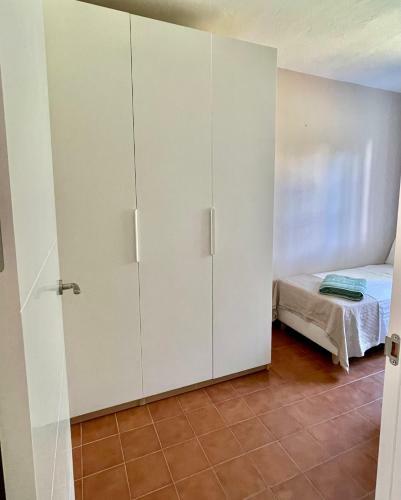 Bonito Apartamento Con Terraza, Jard�n Y Piscina