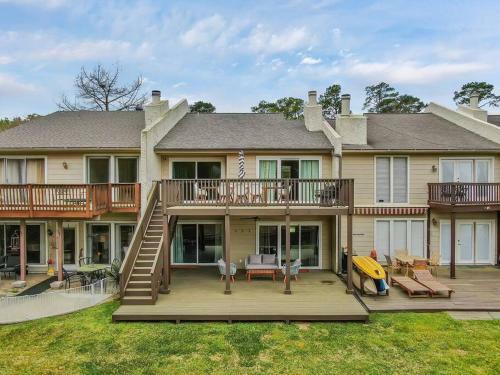 Evergreen Cove - Lakeside Townhouse On Lake Conroe