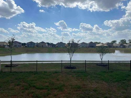 Spacious Private 5-bedroom Family Vacation Home
