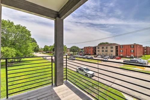 New Double Story Beautiful Condo Townhouse