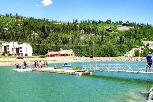Apartamento Mountain Getaway And Pool At Brian Head Ski Resort
