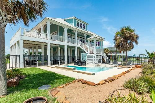 Seaside Luxe