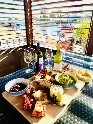 Mandurah Waterfront Retreat - Mandurah Quay