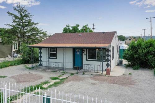 Remodeled 66th 3 King Beds Home In Denver